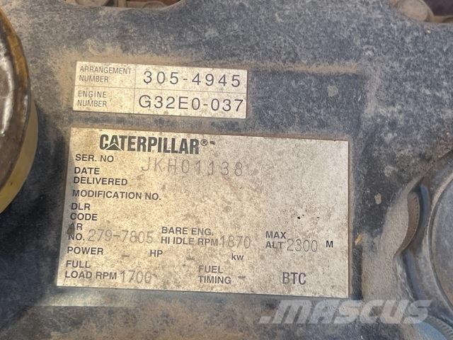 CAT 311D Vikšriniai ekskavatoriai