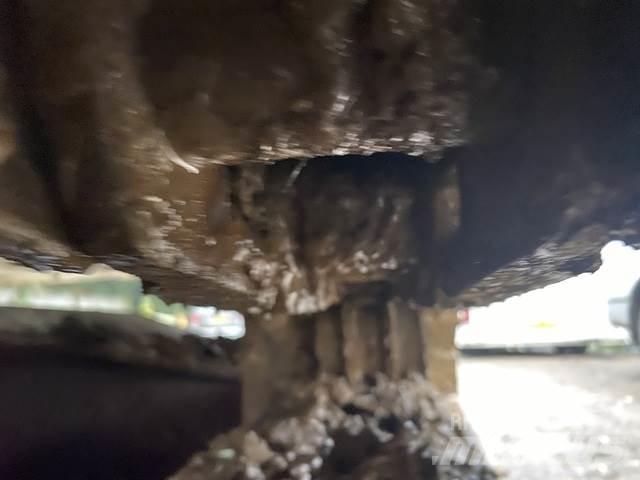 CAT 313 Vikšriniai ekskavatoriai