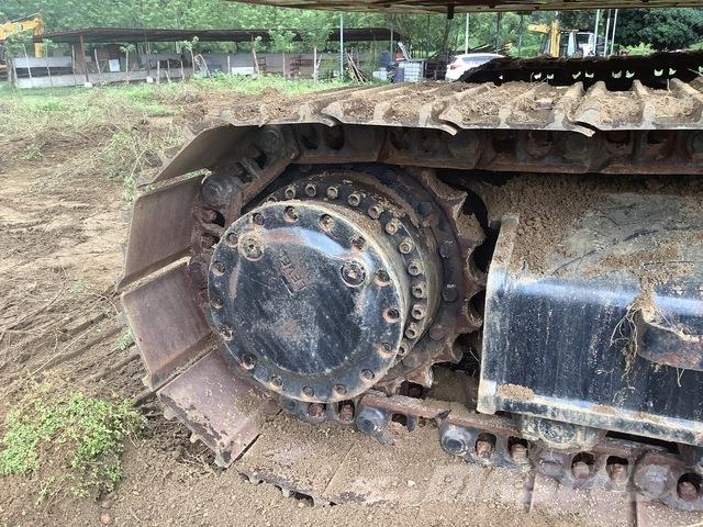 CAT 320 Vikšriniai ekskavatoriai