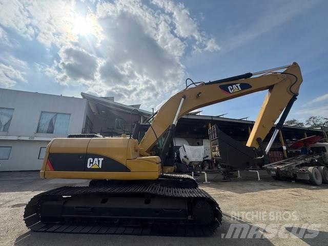 CAT 320D L Vikšriniai ekskavatoriai