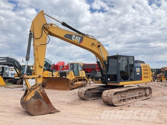 CAT 320E L Vikšriniai ekskavatoriai
