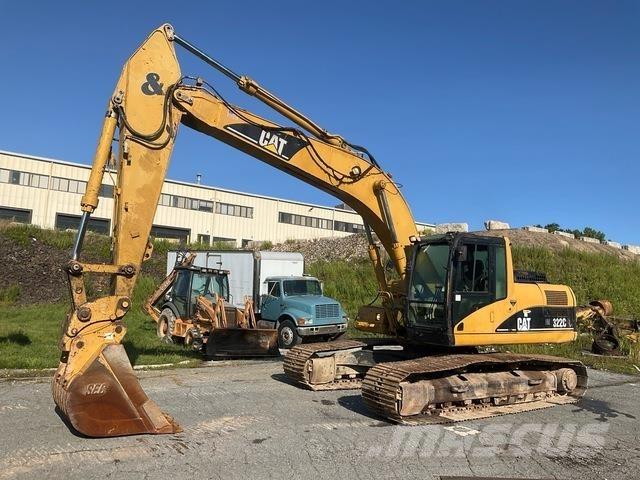 CAT 322CL Vikšriniai ekskavatoriai
