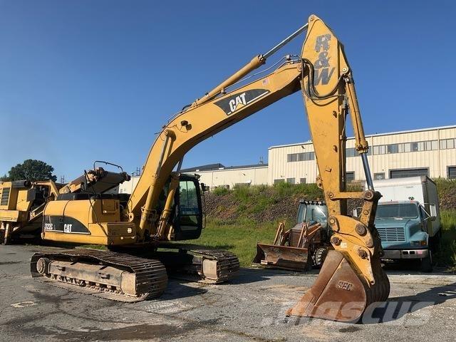 CAT 322CL Vikšriniai ekskavatoriai