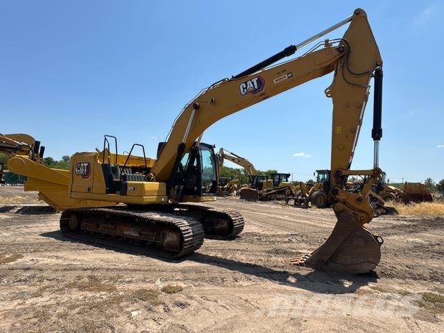 CAT 323 Vikšriniai ekskavatoriai