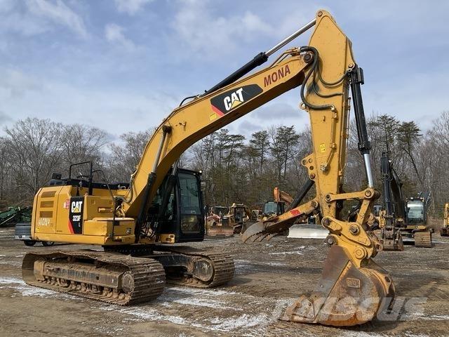 CAT 323F Vikšriniai ekskavatoriai