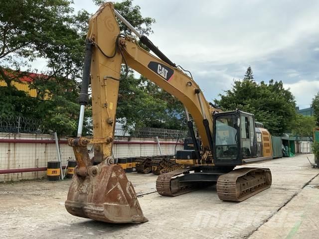 CAT 324E Vikšriniai ekskavatoriai