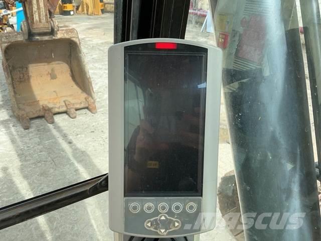 CAT 324E Vikšriniai ekskavatoriai