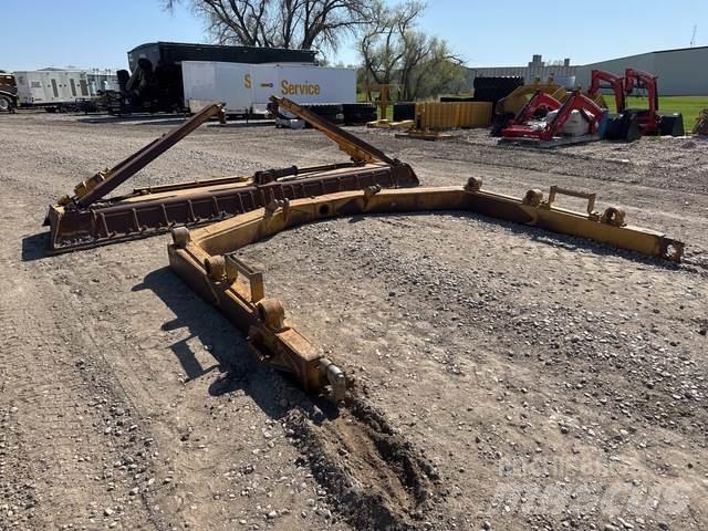 CAT 334-1781 Peiliai