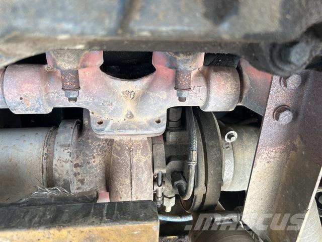 CAT 336D Miško technika - Kita