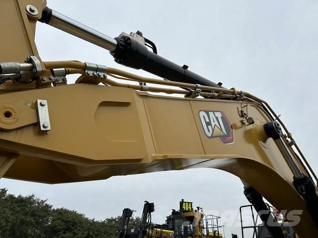 CAT 374 Vikšriniai ekskavatoriai
