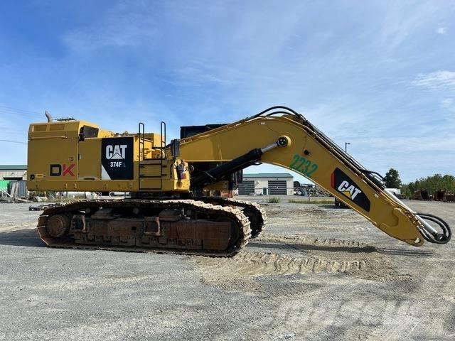 CAT 374F Vikšriniai ekskavatoriai