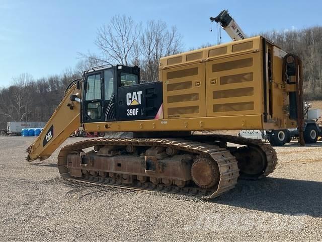 CAT 390F Vikšriniai ekskavatoriai