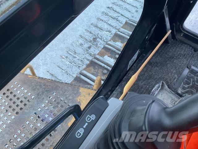 CAT 390FLXE Vikšriniai ekskavatoriai