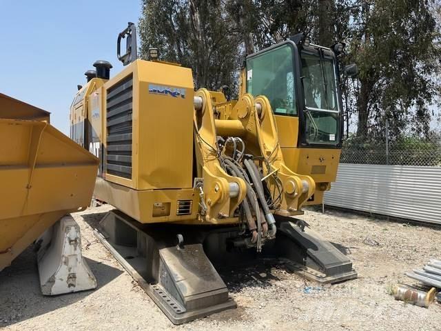 CAT 5110B Vikšriniai ekskavatoriai