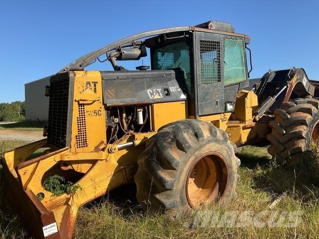 CAT 525C Skiedrovežiai