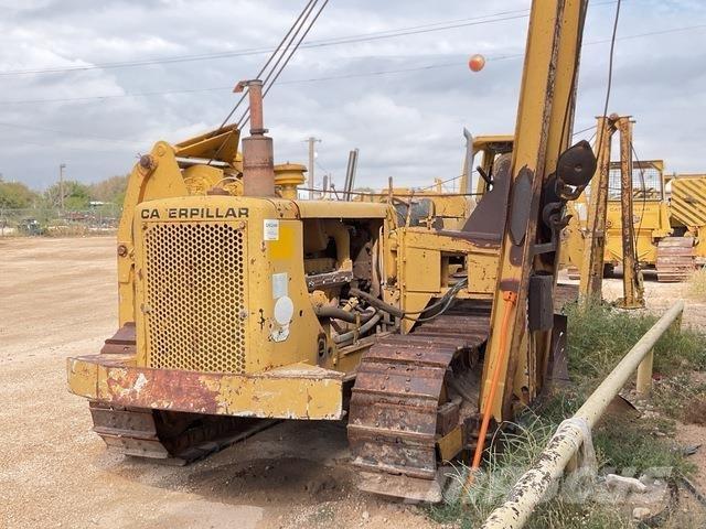 CAT 561C vamzdžių klotuvų buldozeriai