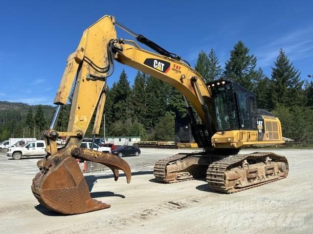 CAT 568 Vikšriniai ekskavatoriai