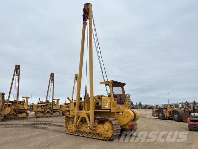 CAT 583K vamzdžių klotuvų buldozeriai
