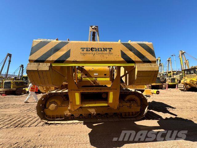 CAT 583K vamzdžių klotuvų buldozeriai