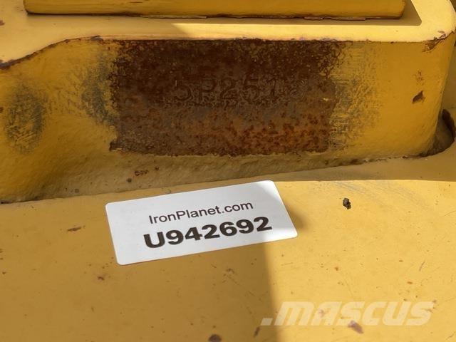 CAT 621B Frezos