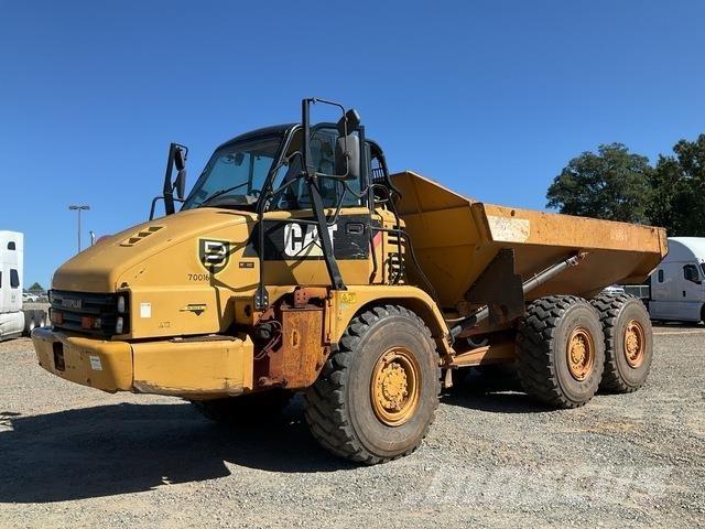 CAT 725 Karjeriniai savivarčiai