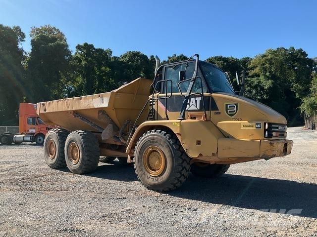 CAT 725 Karjeriniai savivarčiai
