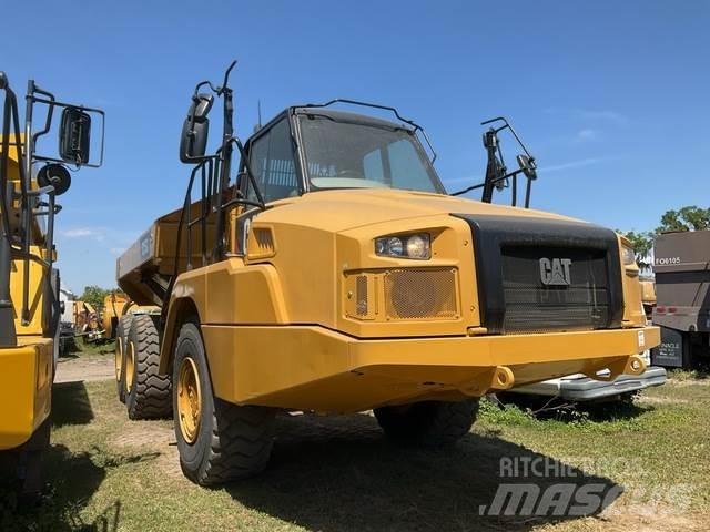 CAT 725C2 Karjeriniai savivarčiai