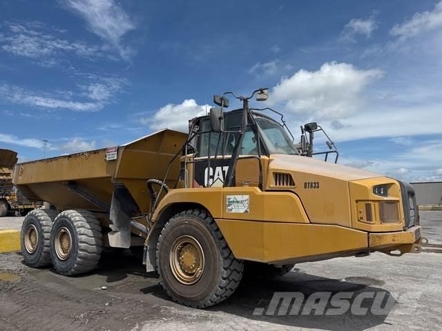 CAT 730C Karjeriniai savivarčiai
