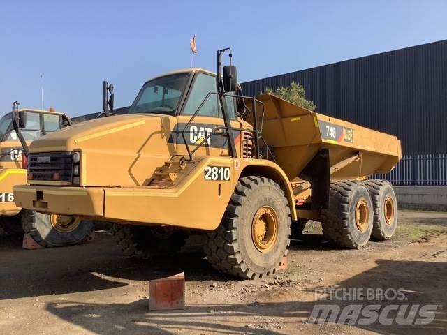 CAT 740 Karjeriniai savivarčiai