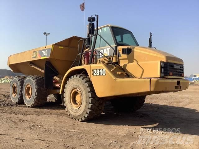 CAT 740 Karjeriniai savivarčiai