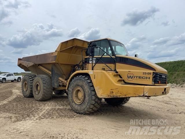 CAT 740 Karjeriniai savivarčiai