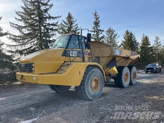 CAT 740 Karjeriniai savivarčiai