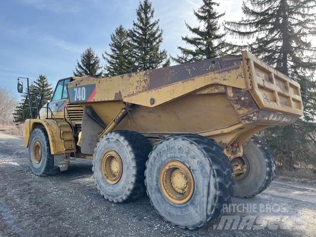 CAT 740 Karjeriniai savivarčiai