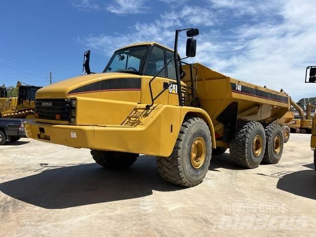 CAT 740 Karjeriniai savivarčiai