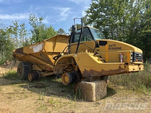 CAT 740 Karjeriniai savivarčiai