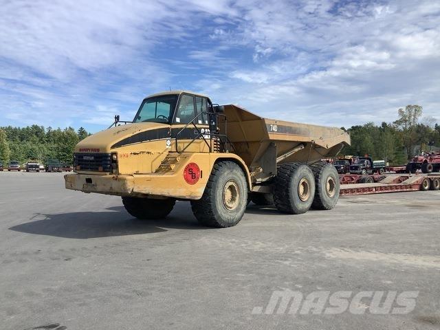 CAT 740 Karjeriniai savivarčiai