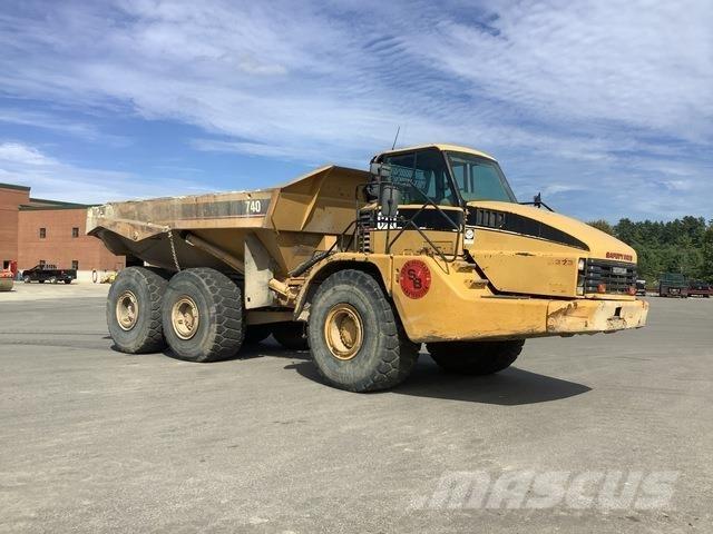 CAT 740 Karjeriniai savivarčiai