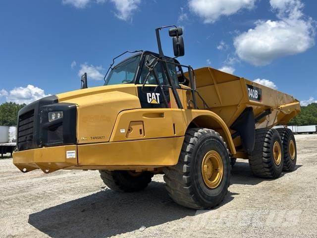 CAT 740B Karjeriniai savivarčiai