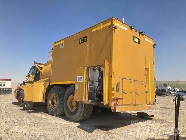 CAT 740B Automobilinės cisternos