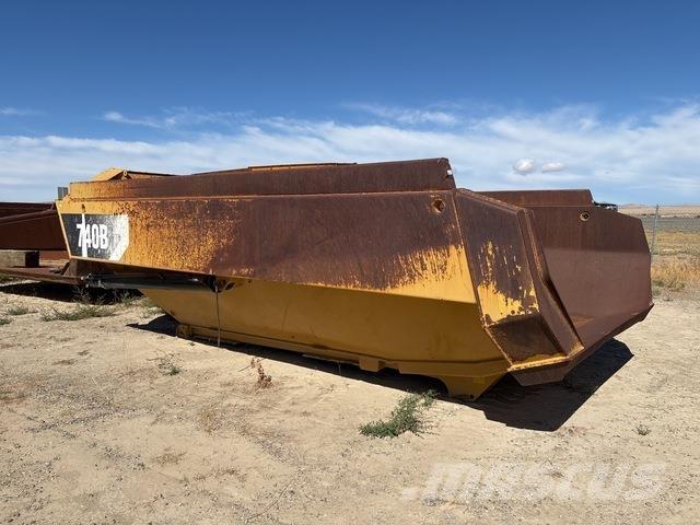 CAT 740B Transportas - Kita