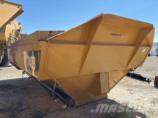 CAT 740B Transportas - Kita