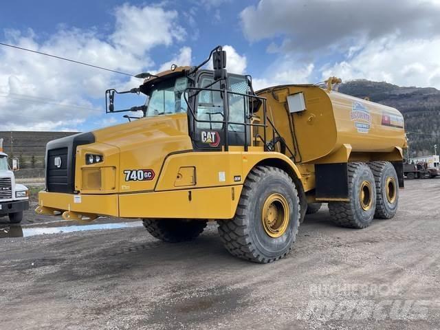 CAT 740GC Vandens sunkvežimiai