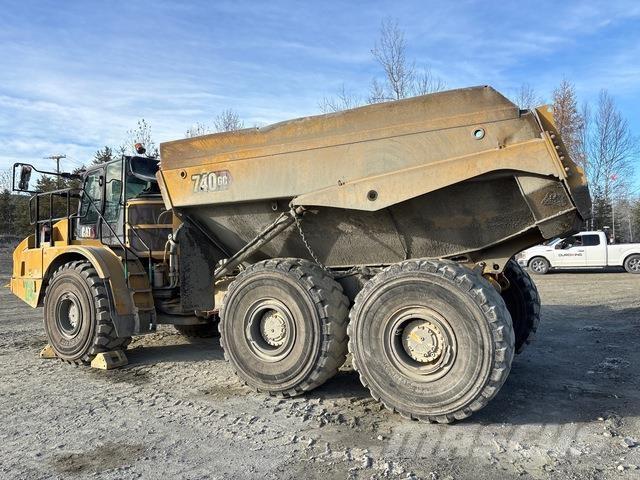 CAT 740GC Karjeriniai savivarčiai