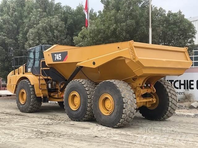 CAT 745 Karjeriniai savivarčiai