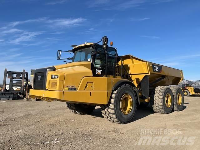 CAT 745 Karjeriniai savivarčiai