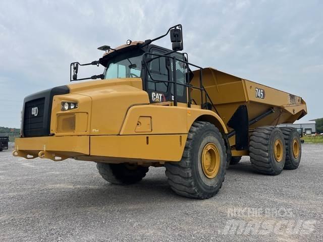 CAT 745 Karjeriniai savivarčiai