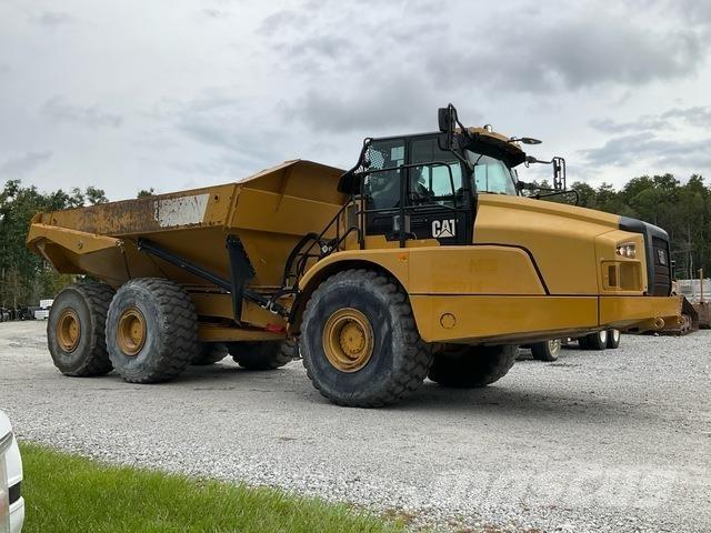 CAT 745 Karjeriniai savivarčiai