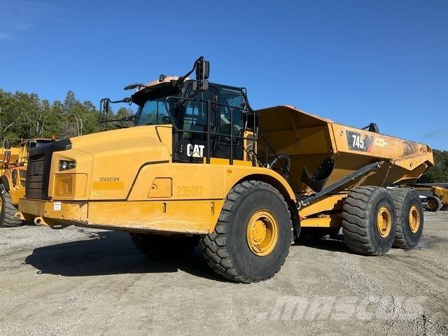 CAT 745 Karjeriniai savivarčiai