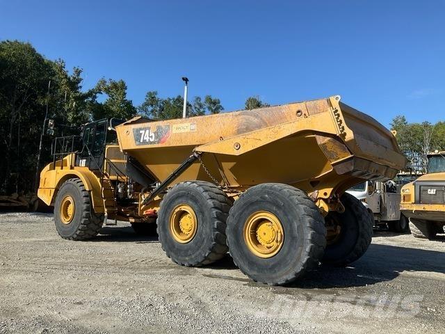 CAT 745 Karjeriniai savivarčiai