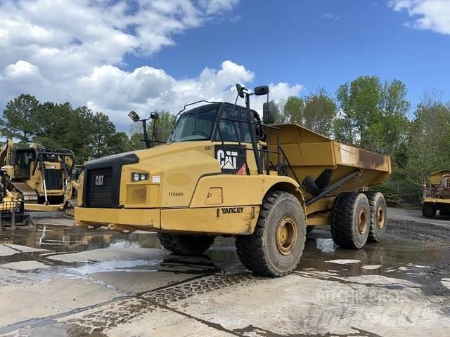 CAT 745C Karjeriniai savivarčiai